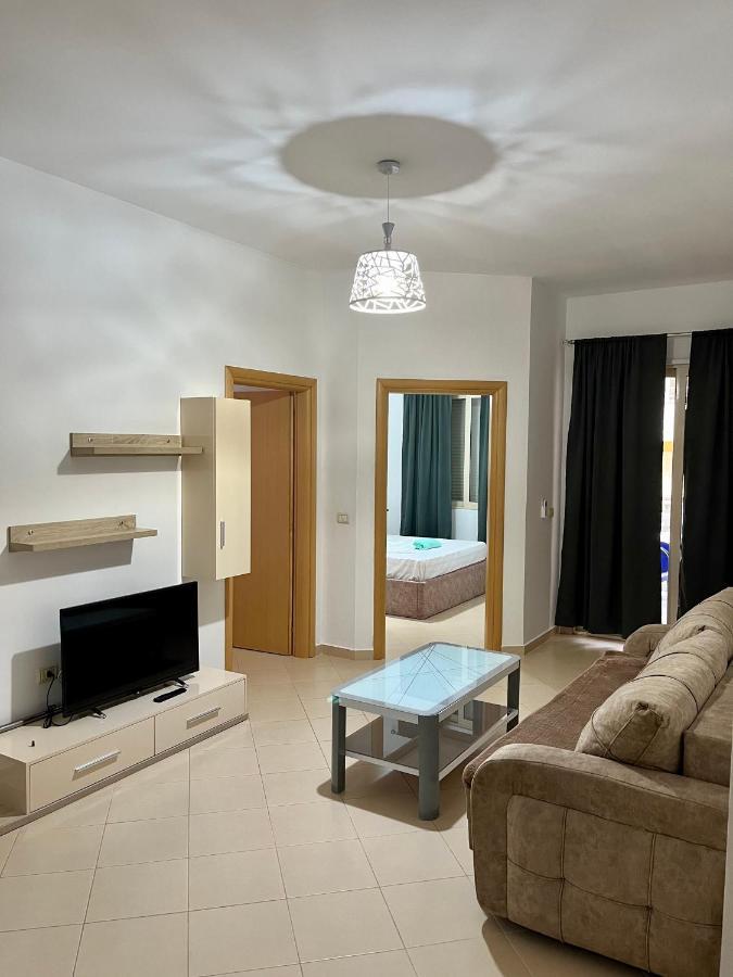 Fieri Apartament *